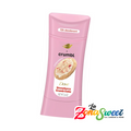 Desodorante Dove x Crumbl Strawberry Crumb Cake | DOVE